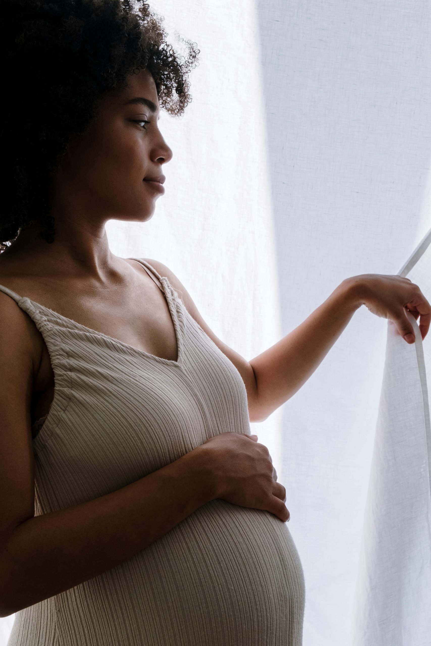 Pregnant woman in Edina, MN